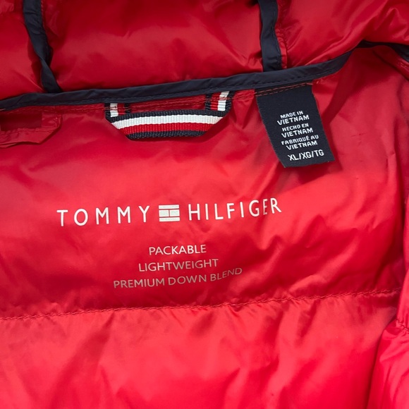 Tommy Hilfiger Winter Coat Women’s Size XL Red Puff Coat Packable Down Blend - Picture 4 of 10
